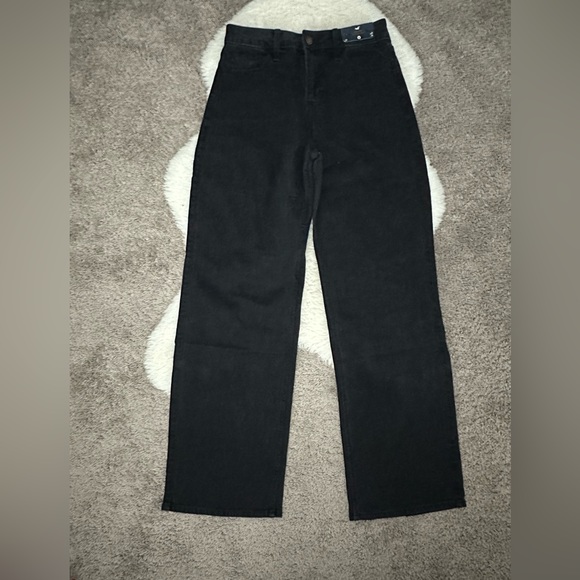 NWT Hollister High-Rise Baggy Wide Leg Jeans in Washed Black Size 5 or 27 - Picture 6 of 13